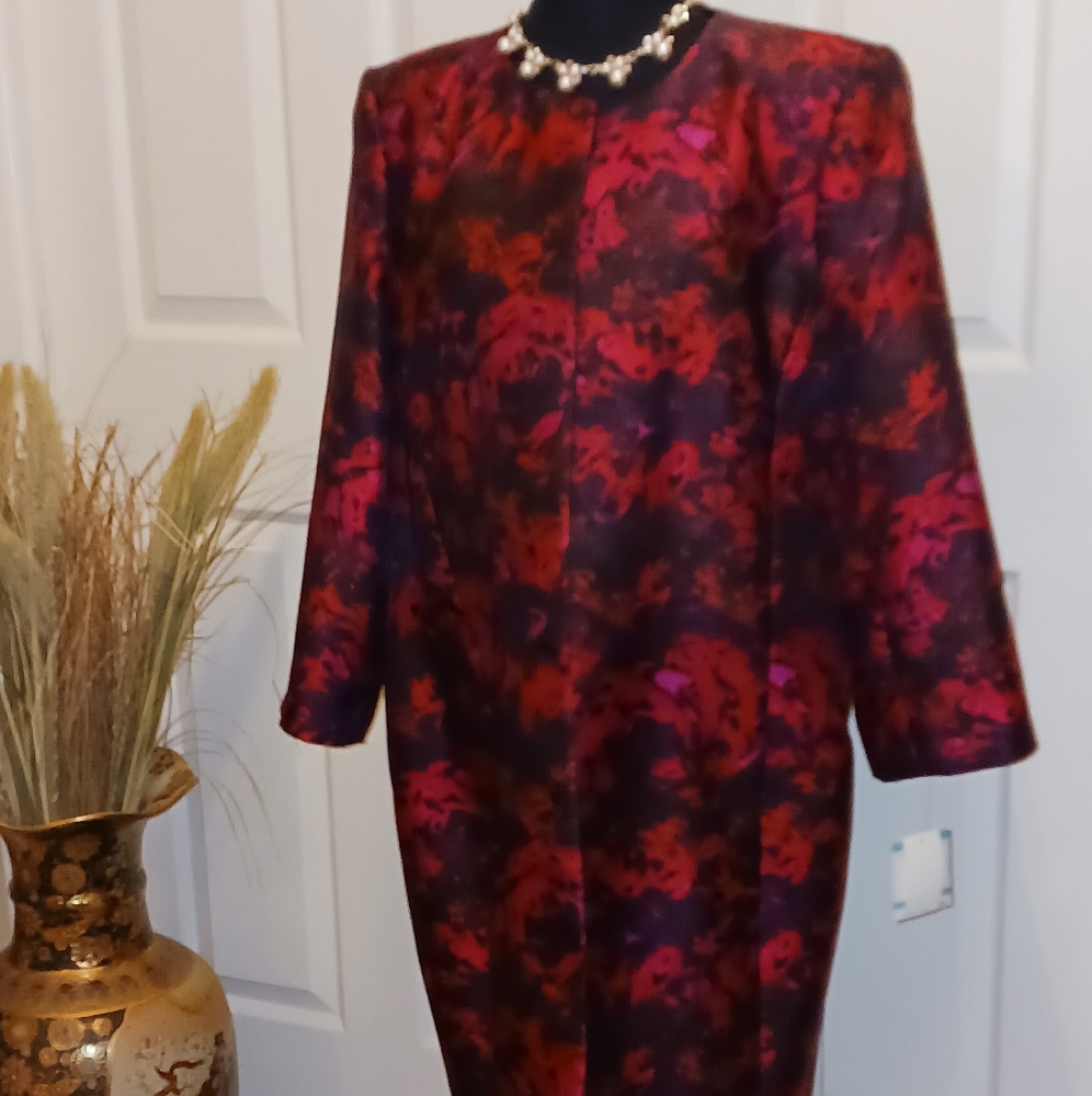 Kasper Coat size 16 Red print